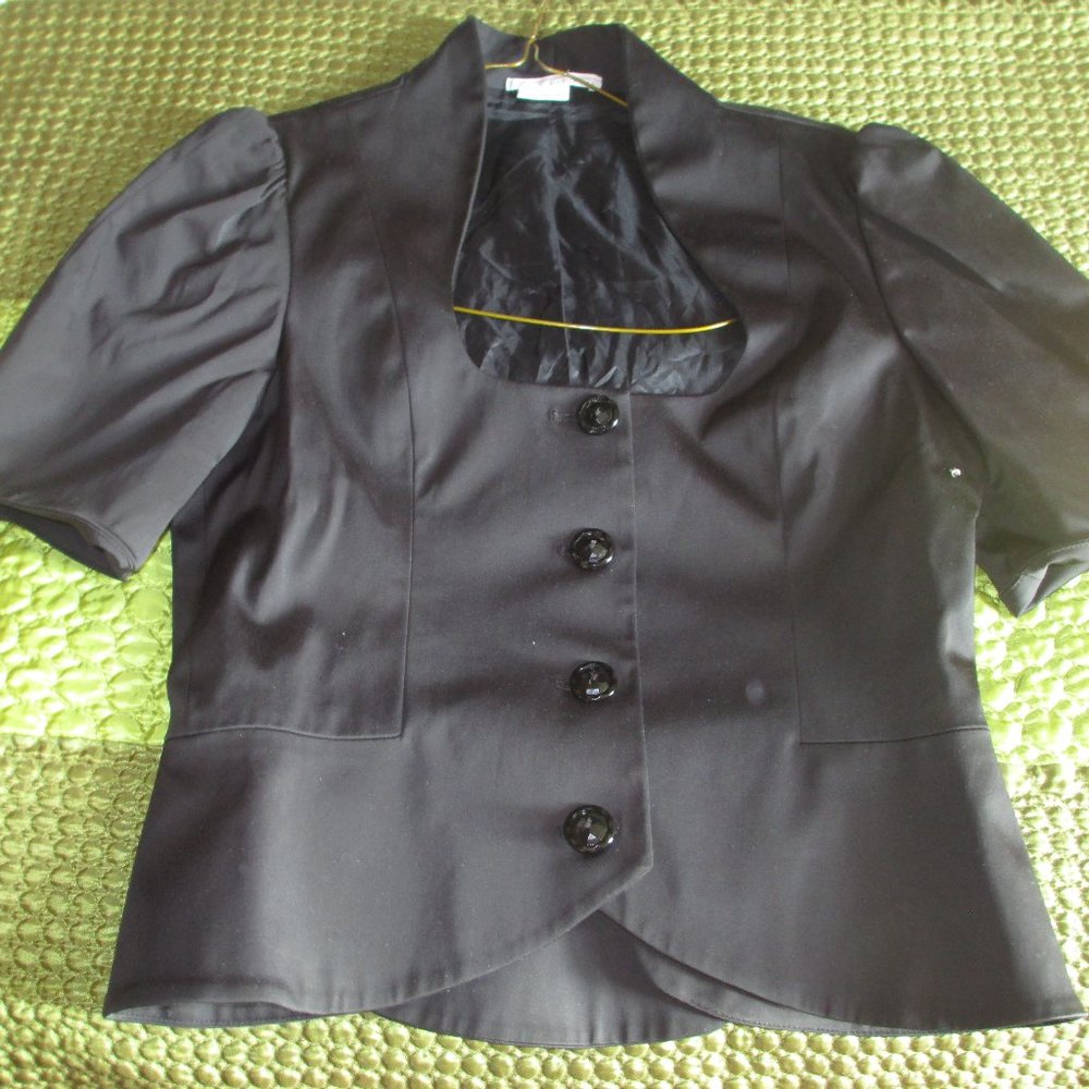To the Max short sleeve business jacket